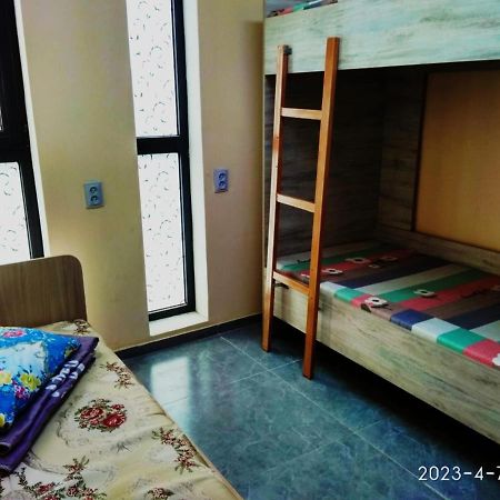 Tastaq Hostel Almatı Dış mekan fotoğraf